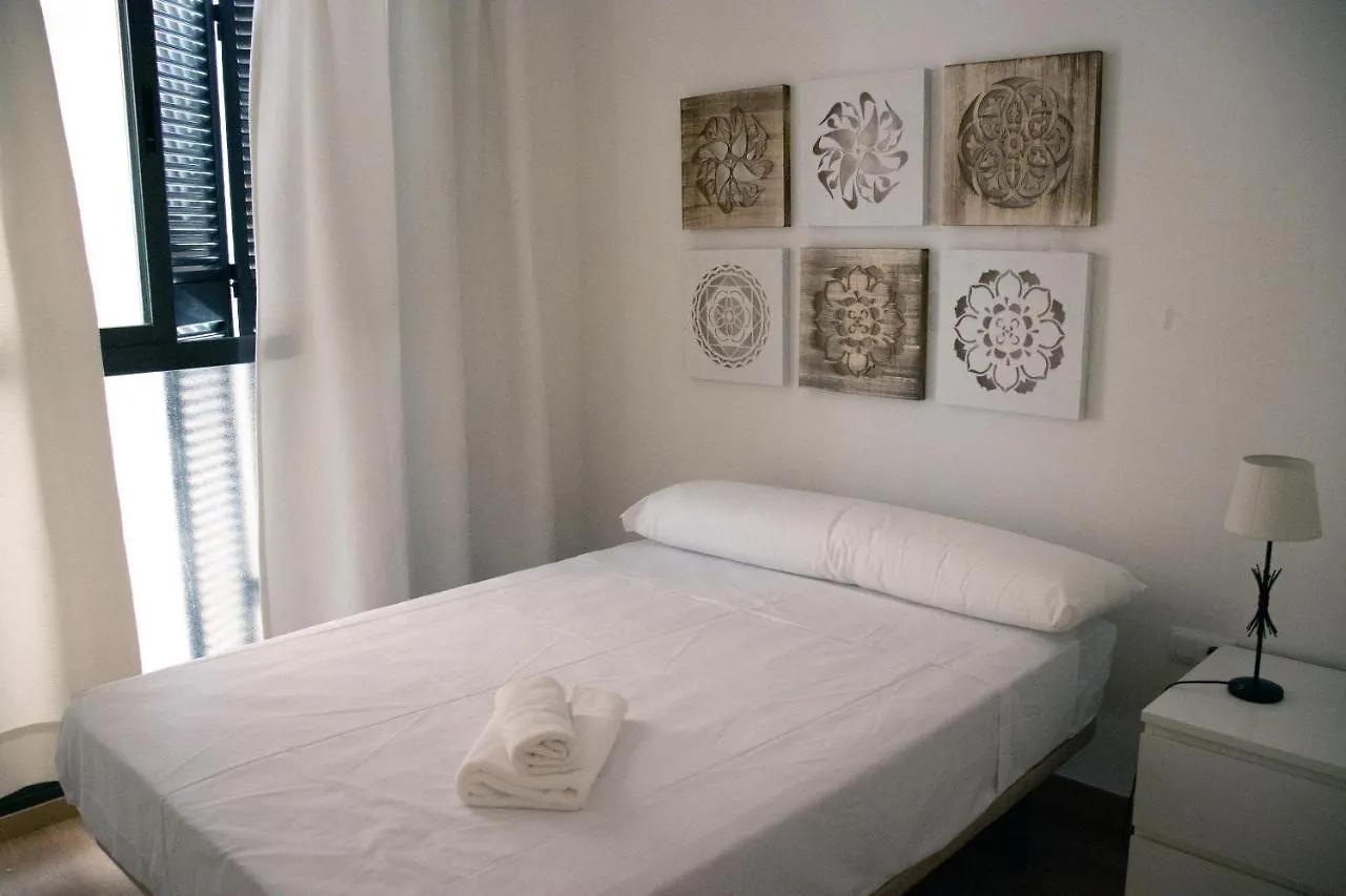 Apartment Centrico Piso Para 4 Al Lado Del Jardin Botanico Granada Spain